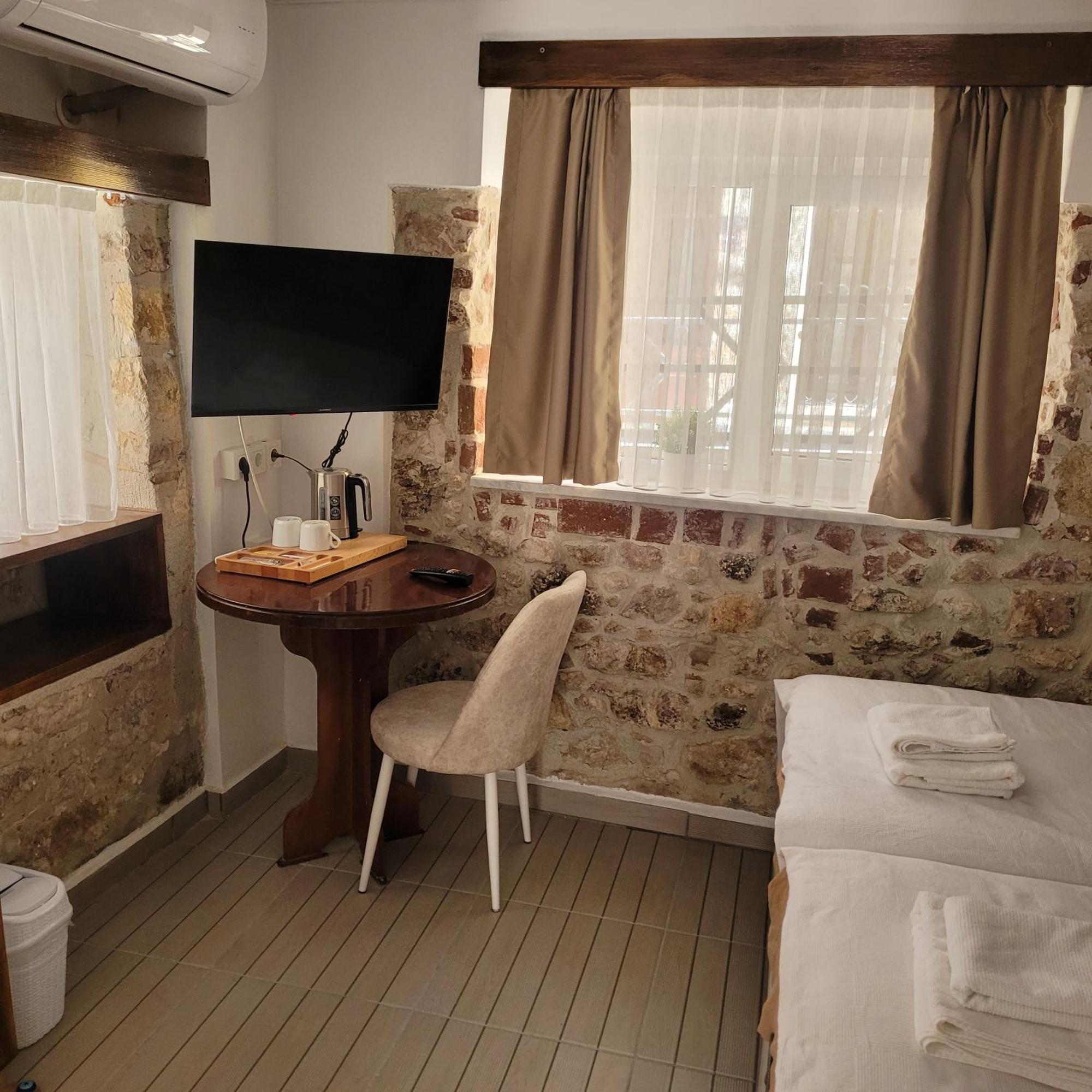 Otelia Pansiyon Ayvalı 部屋 写真